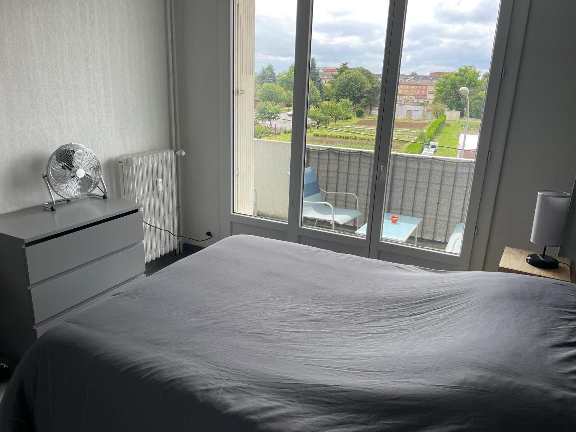 T2 Balcon Parking Climatise Albi Exterior foto